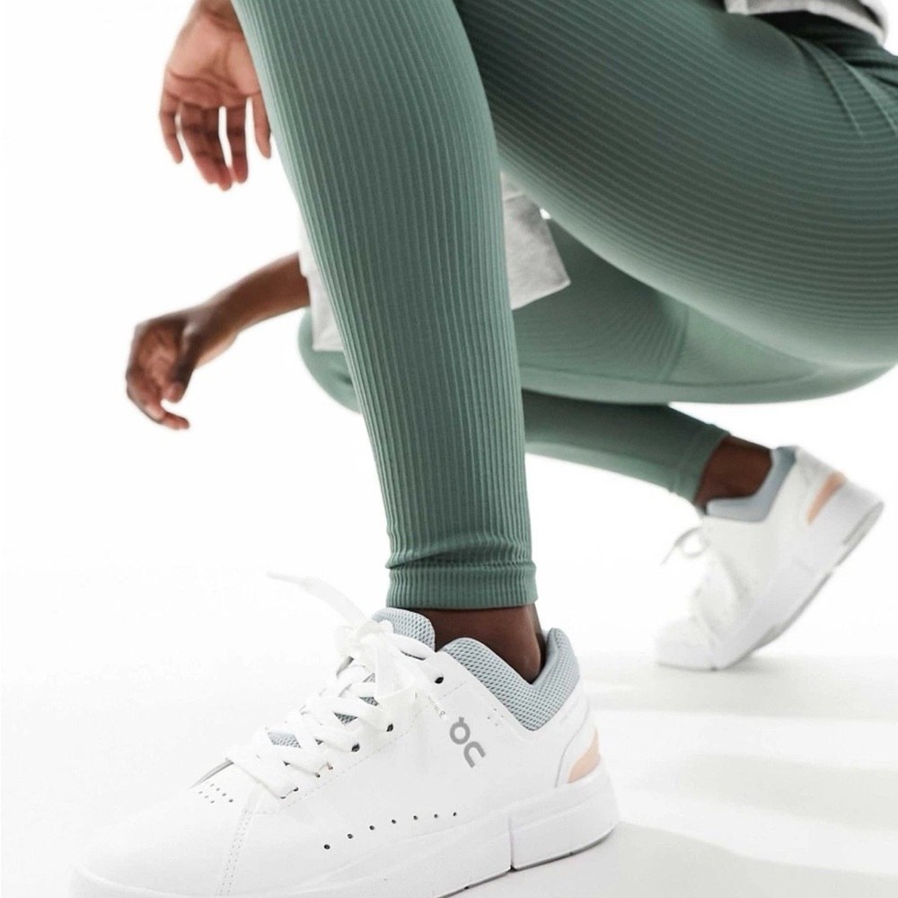 On Cloud Women’s White Athletic Sneakers